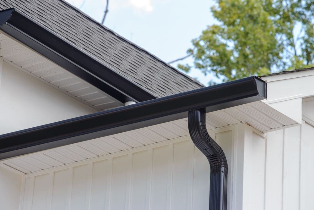 Why Regular Siding and Gutter Maintenance Saves You Money